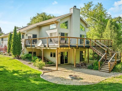 /international/us/428-lockwood-road-lake-summerset-il-110108397946/
