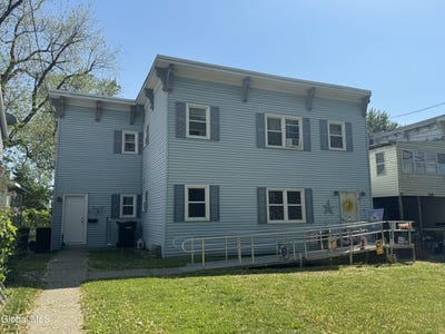 /international/us/2-mcloughlin-lane-troy-ny-110108150370/
