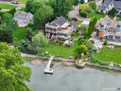 /international/us/26-beach-drive-darien-ct-110108408834/