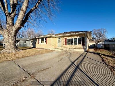 /international/us/910-jefferson-ave-hastings-ne-110104966982/