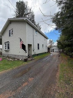 /international/us/335-hosley-avenue-tupper-lake-ny-110108480082/
