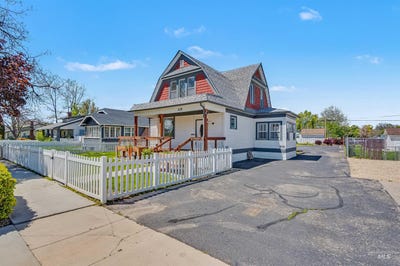 /international/us/315-7th-ave-s-nampa-id-110107614915/