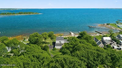 /international/us/39-chippechaug-trail-stonington-ct-110107851413/