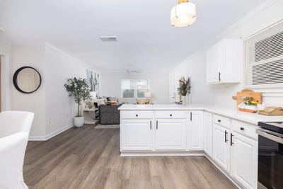/international/us/415-parkdale-drive-charleston-sc-110108934443/