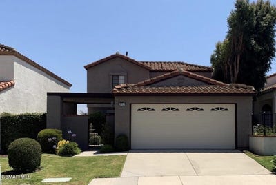 /international/us/852-congressional-road-simi-valley-ca-110105324049/
