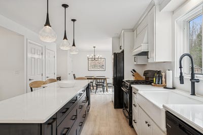 /international/us/358-cowdrey-path-woodstock-vt-110108752294/