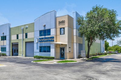 /international/us/5401-n-haverhill-road-west-palm-beach-fl-110107806180/