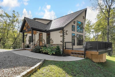 /international/us/5808-township-road-250-logan-oh-110107849190/