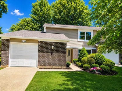 /international/us/235-hedgerow-drive-bloomingdale-il-110109024240/