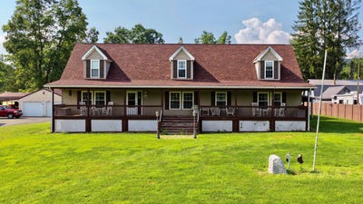 /international/us/175-eleventh-street-rupert-wv-110101232516/