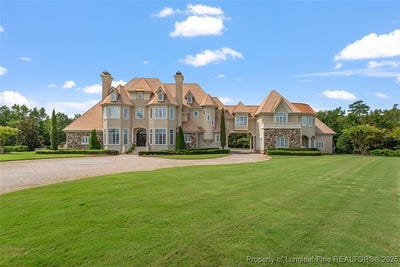 /international/us/4909-deep-branch-road-pembroke-nc-110099437764/