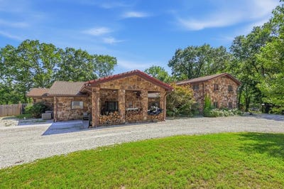 /international/us/4585-esquire-lane-carthage-mo-110109396931/