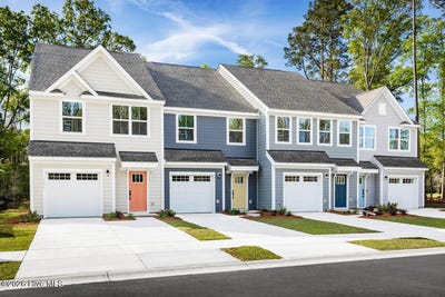 /international/us/3246-edgehill-drive-navassa-nc-110107715921/