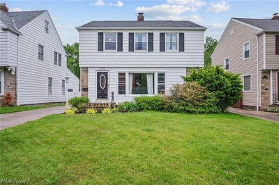 /international/us/2335-traymore-road-university-heights-oh-110108300983/