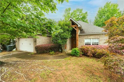 /international/us/1312-lizlin-street-opelika-al-110108347775/