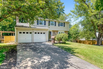/international/us/2602-chester-cir-woodbridge-va-110108605548/