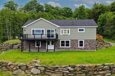 /international/us/133-rousseau-road-royalton-vt-110108570232/