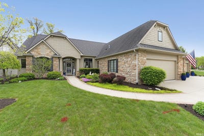 /international/us/15812-winterberry-court-huntertown-in-110099435492/