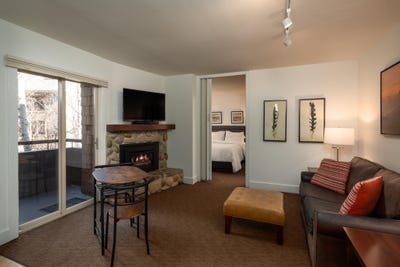 /international/us/109-village-way-sun-valley-id-110107086078/