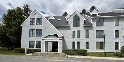 /international/us/5a-sportscenter-village-way-dover-vt-110108533412/