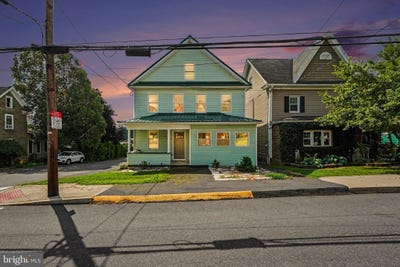 /international/us/256-w-main-street-ringtown-pa-110107775460/