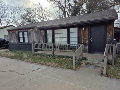 /international/us/3517-30th-street-lubbock-tx-110102940030/