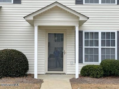 /international/us/4247-dudley-s-grant-drive-winterville-nc-110101135796/