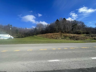 /international/us/clarksburg-road-buckhannon-wv-110095943353/