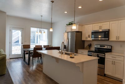 /international/us/4323-w-burwell-ln-herriman-ut-110106271898/