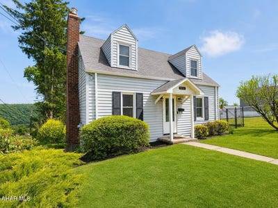 /international/us/1601-blossom-street-johnstown-pa-110108587142/