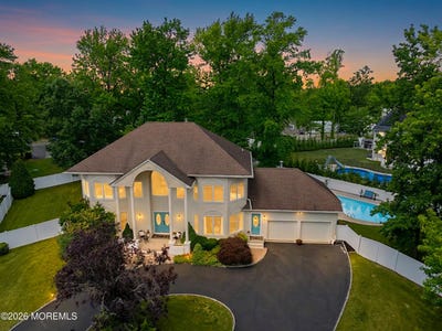 /international/us/376-morristown-road-matawan-nj-110109051828/
