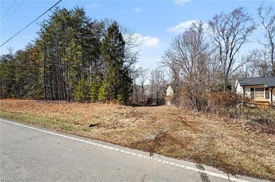 /international/us/9770-baux-mountain-road-germanton-nc-110106180881/