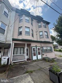 /international/us/103-e-main-street-girardville-pa-110101312082/?lang=zh-tw