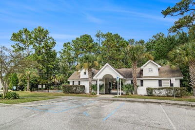 /international/us/166-buchanan-circle-goose-creek-sc-110101169049/