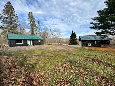/international/us/4640w-county-highway-w-winter-wi-110100849636/