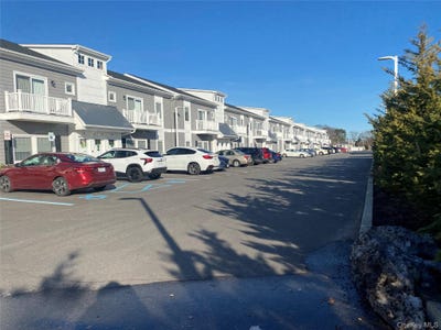 /international/us/515-jackson-avenue-lindenhurst-ny-110107314476/