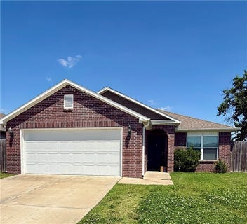 /international/us/1334-s-kingfisher-lane-fayetteville-ar-110108467539/