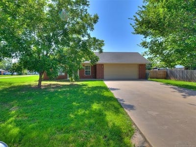 /international/us/1401-n-beardsley-avenue-wagoner-ok-110101012313/