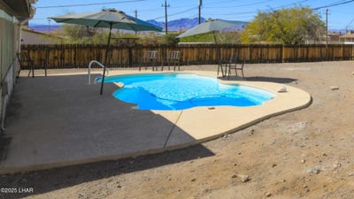 /international/us/2687-cisco-dr-n-lake-havasu-city-az-110097978135/