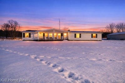 /international/us/4038-catlin-road-columbiaville-vlg-mi-110105398647/