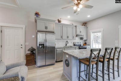 /international/us/1242-old-douglas-road-winnsboro-sc-110109662107/