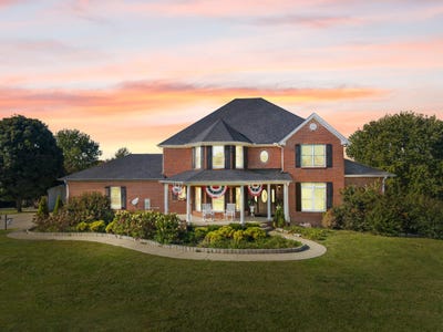 /international/us/5421-lancaster-road-danville-ky-110120589661/