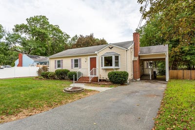 /international/us/91-breer-st-brockton-ma-110110221555/