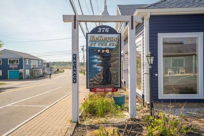 /international/us/376-mile-road-wells-me-110108204939/