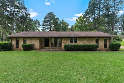 /international/us/750-pine-terrace-center-tx-110109039216/