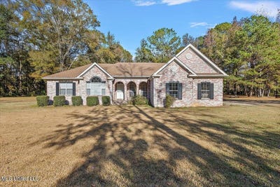 /international/us/866-old-river-road-harrisville-ms-110103544415/