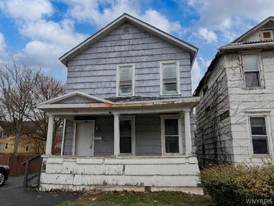/international/us/616-7th-street-niagara-falls-ny-110107162069/