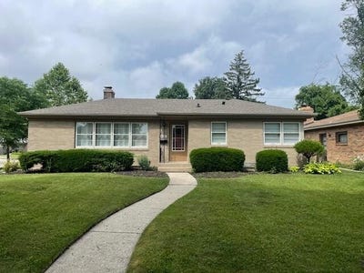 /international/us/3100-n-wisconsin-ave-racine-wi-110100899425/