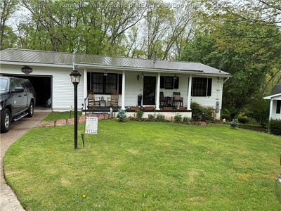 /international/us/33-edgewood-lane-spencer-wv-110107688162/