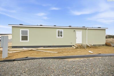 /international/us/2681-e-edison-ave-30-sunnyside-wa-110104242024/